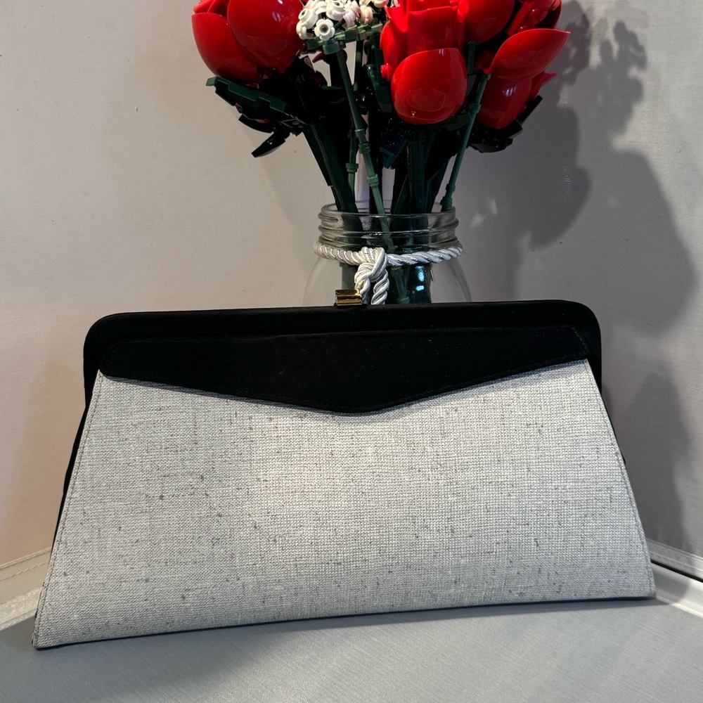 Vintage Beauty Clutch